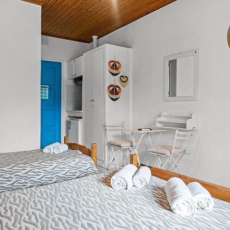 מיקרוס גיאלוס Oceanis Rooms מראה חיצוני תמונה