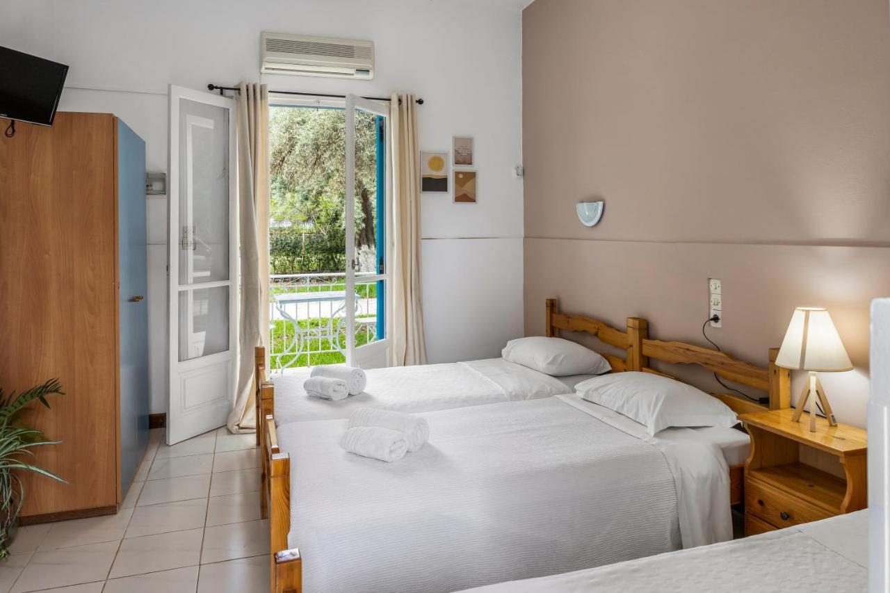מיקרוס גיאלוס Oceanis Rooms מראה חיצוני תמונה