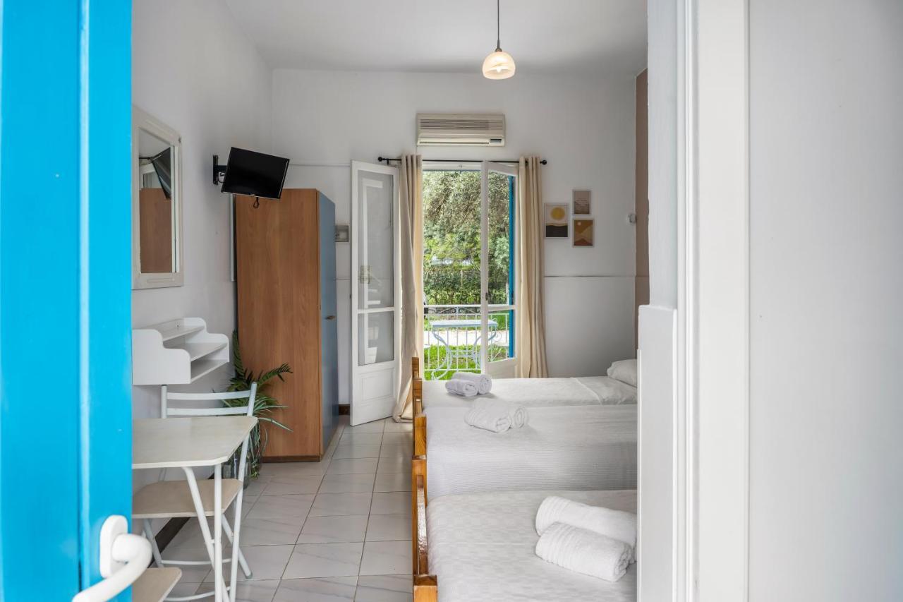 מיקרוס גיאלוס Oceanis Rooms מראה חיצוני תמונה